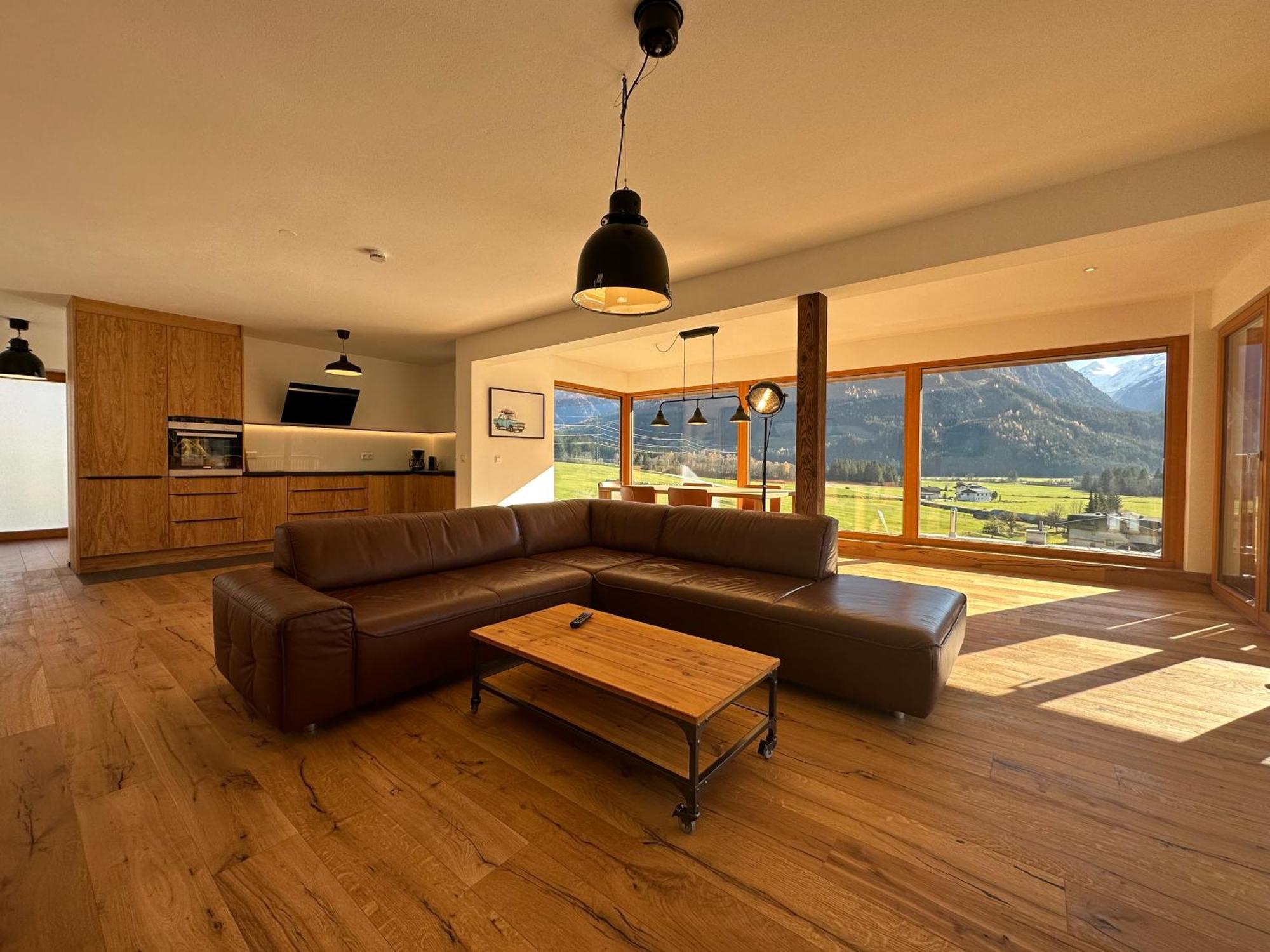 Exklusives Chalet-Haus Mit Gletscherblick Neukirchen am Großvenediger Exterior photo